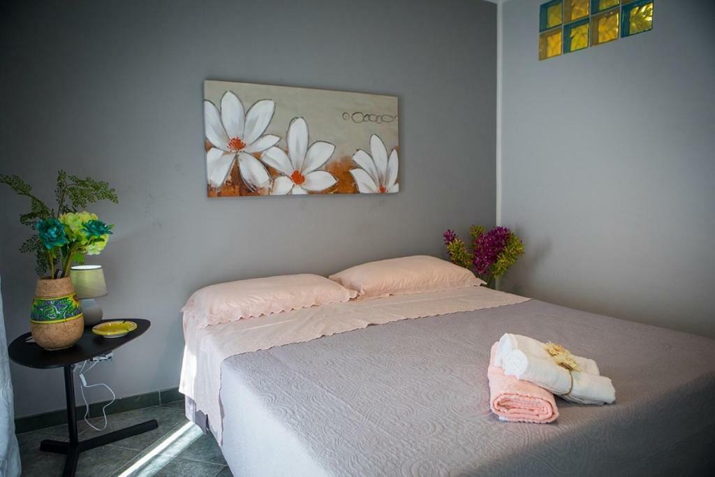Casa Vacanze Fede Santo Stefano di Camastra Luaran gambar